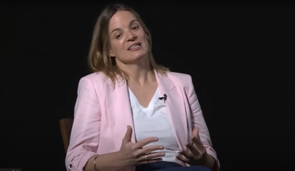 2025 : Lucila Garavaglia , sobre la problemática de las empresas Familiares.